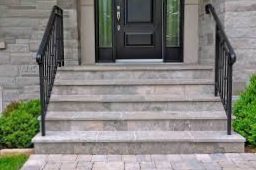 The 3 best natural stones for outdoor steps